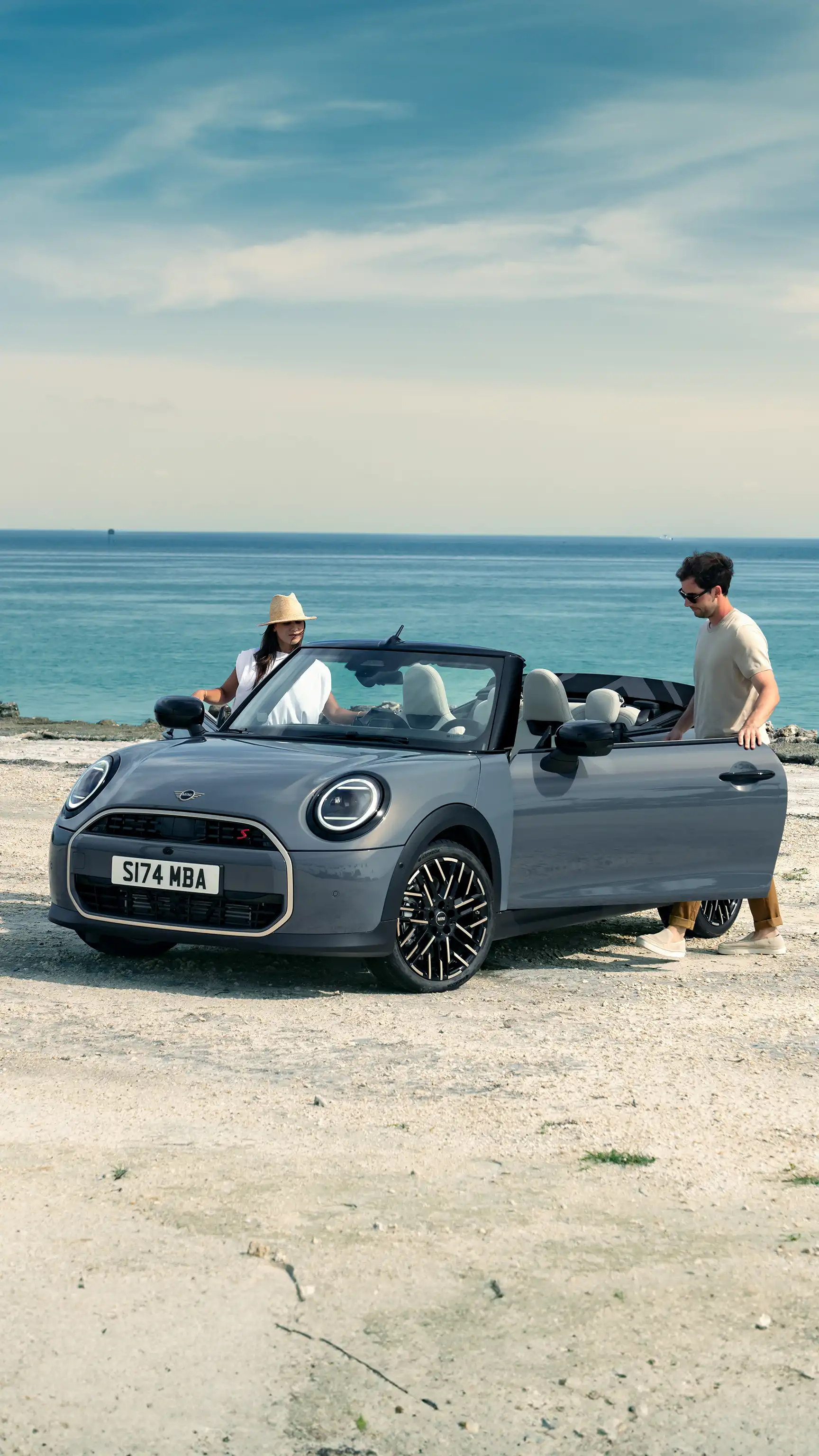 MINI Cooper Convertible - Beach