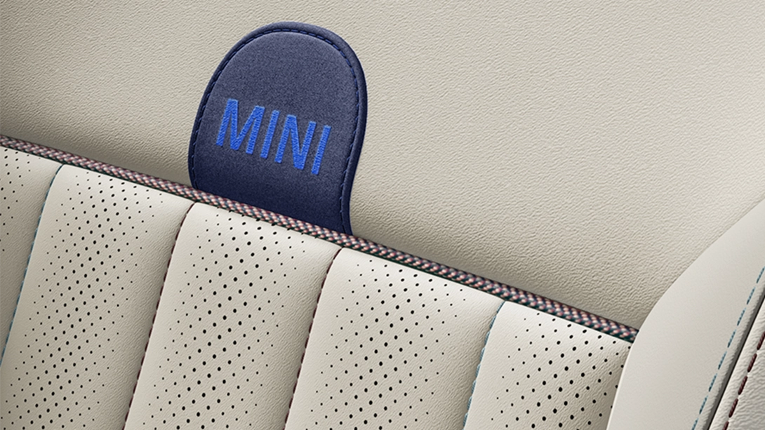 MINI Countryman – Interieur – Sitzbezug Weiß